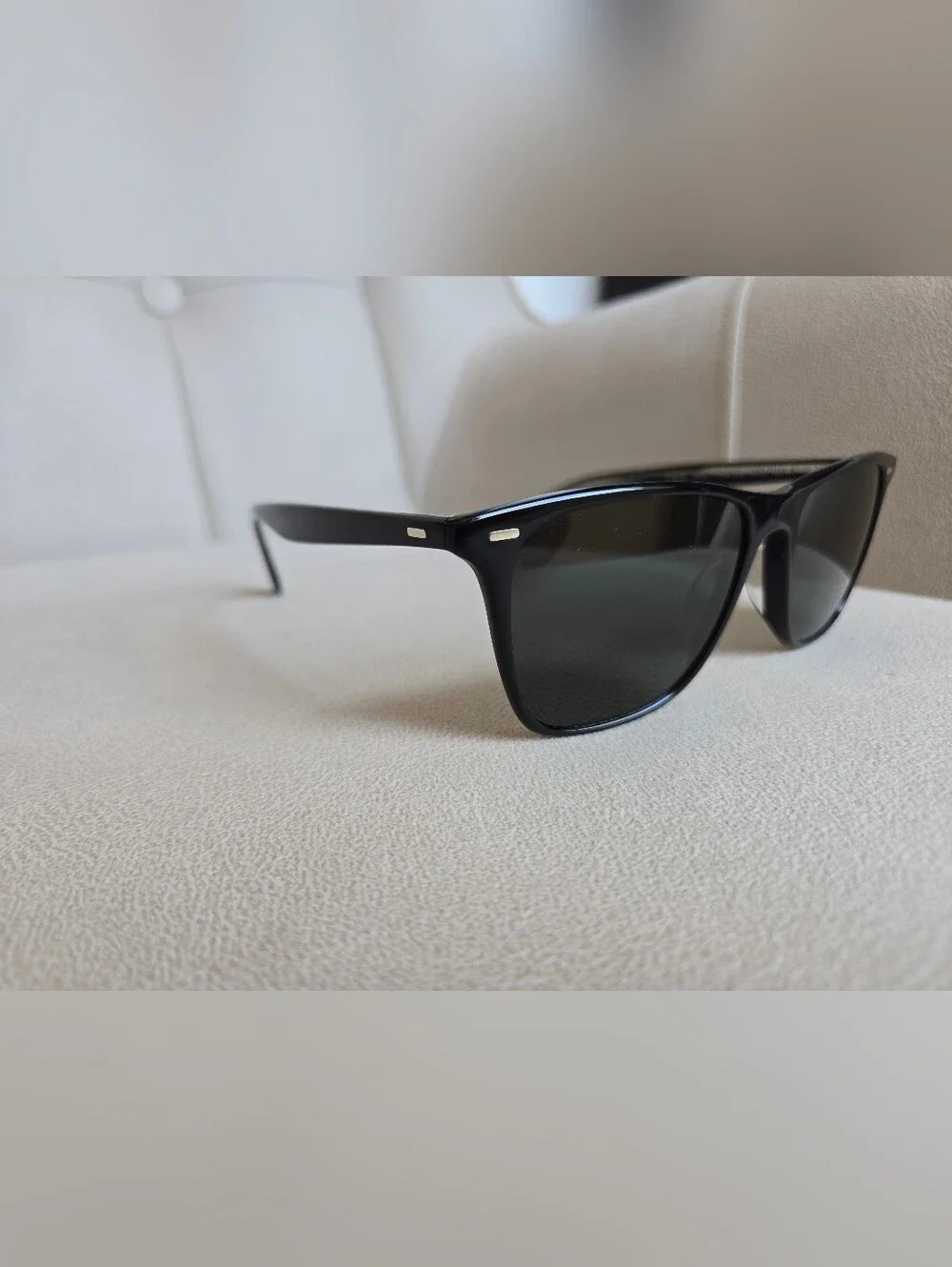 OLIVER PEOPLES Ollis Sun OV5437SU Black / Midnight Express Polarized 1005P2 54mm